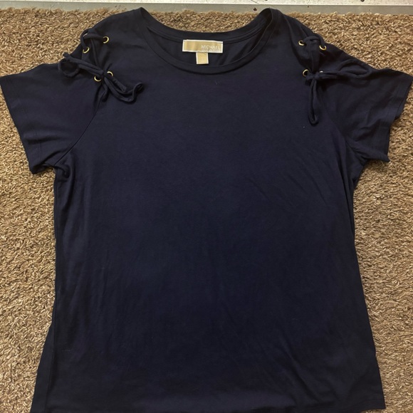 Michael By MK Woman Lg Navy Blue T-Shirt Laced up short sleeves Great condition - Picture 6 of 11